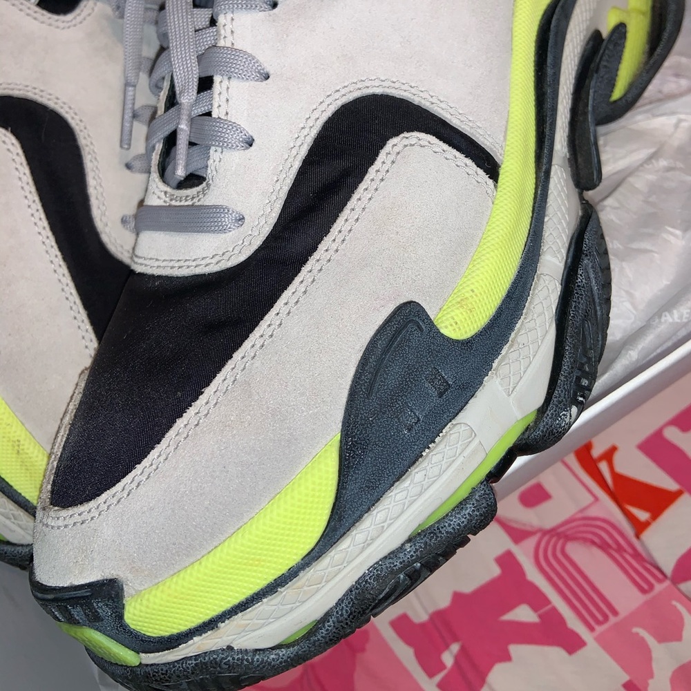 Balenciaga Triple S